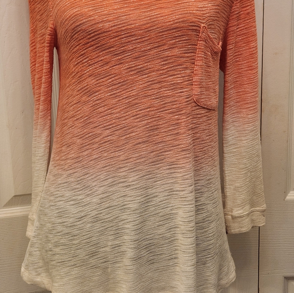Z by Zobha Women's Peachy Orange and Cream Long Sleeve Yoga Top